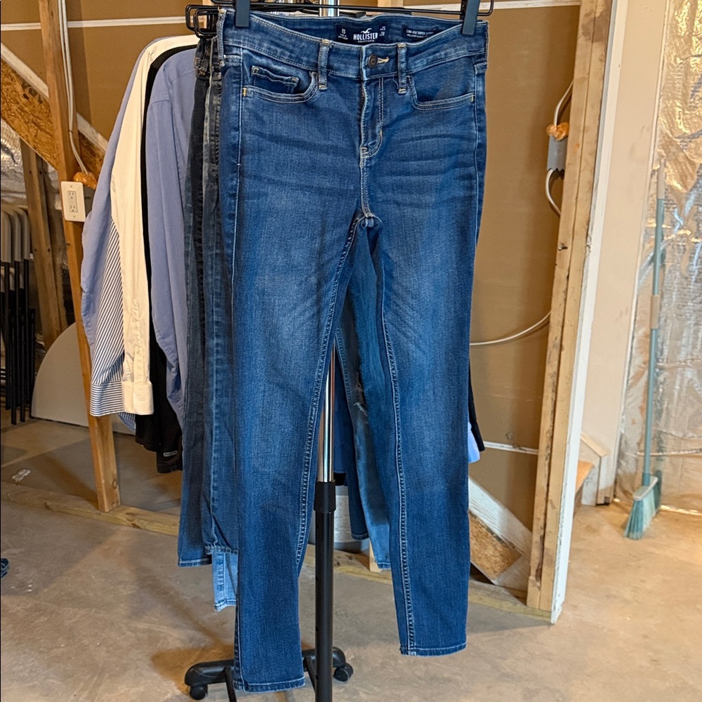 Hollister Women's Dark Blue Skinny Jeans